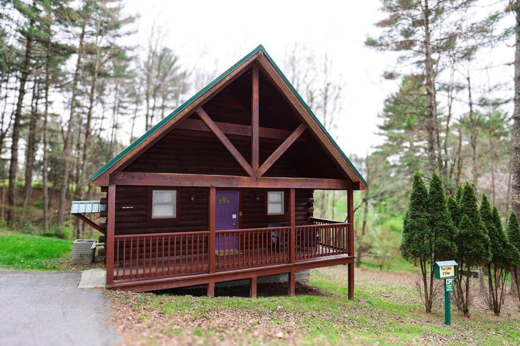 The Cabins At Pine Haven - Beckley Beaver Экстерьер фото
